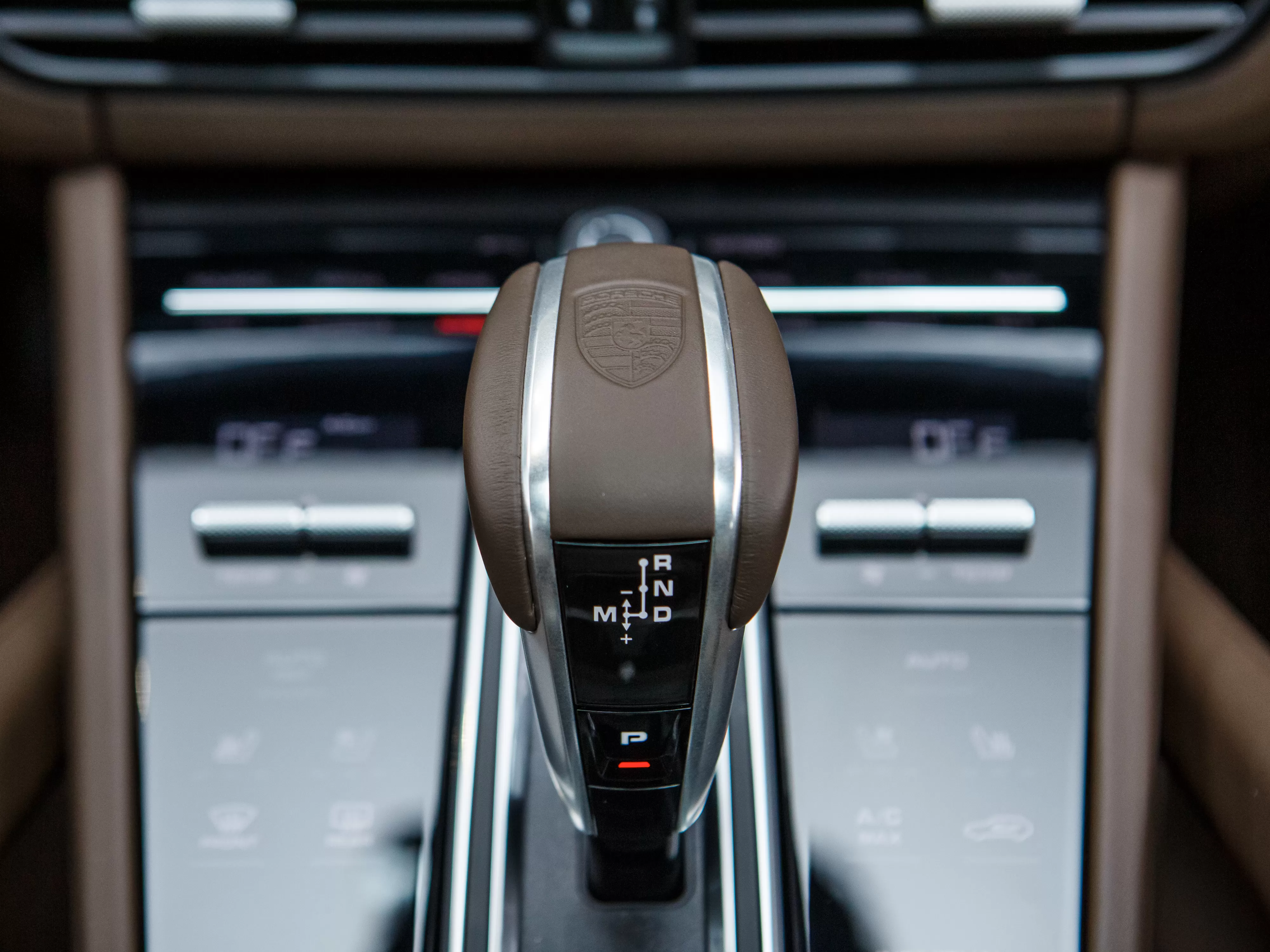 Cayenne Сoupe E-Hybrid